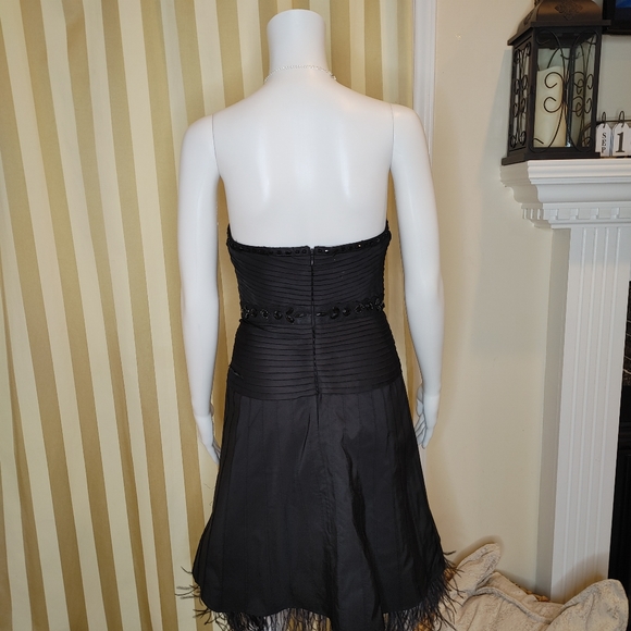 BCBGMAXAZRIA STRAPLESS BEADED FEATHER-HEM DRESS, BLACK 4 - Picture 7 of 13